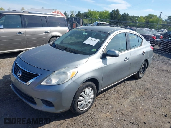 2014 Nissan Versa SV with VIN 3N1CN7AP5EL809218, listed as a IAAI auction lot 42096891 with 87,559 mi miles. Bid and sale history available at carsss.com. Image 2.