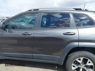 2017 Jeep Cherokee Trailhawk с VIN 1C4PJMBS6HW597794, выставлен на аукционе IAAI как лот 41750977 с пробегом 47 313 миль миль и . История ставок и продаж доступна на DreamBid. Изображение 15.
