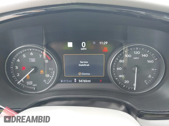 2020 Cadillac XT5 Premium Luxury FWD z VIN 1GYKNCRS8LZ228516, wystawiony jako IAAI lot #42409513 z przebiegiem 54 765 mil mil oraz . Historia ofert i sprzedaży dostępna na DreamBid. Obrazek 7.