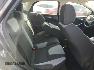 2012 Ford Focus SE z VIN 1FAHP3K28CL413193, wystawiony jako Copart lot #56333255 z przebiegiem Nie podano mil oraz Szkoda całkowita • Salvage title. Historia ofert i sprzedaży dostępna na DreamBid. Obrazek 10.