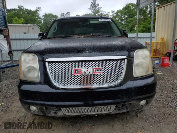 2009 GMC Yukon Denali z VIN 1GKFK03229J124008, wystawiony jako Copart lot #56189155 z przebiegiem 258 994 mil mil oraz Tytuł czysty. Historia ofert i sprzedaży dostępna na DreamBid. Obrazek 5.