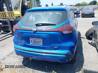 2023 Nissan Kicks SV with VIN 3N1CP5CV9PL553453, listed as a IAAI auction lot 42185119 with 20,677 mi miles and . Bid and sale history available at DreamBid. Image 17.