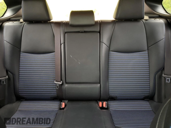 2019 Toyota RAV4 Hybrid XSE with VIN JTMEWRFV4KJ004433, listed as a Copart auction lot 58400445 with 101,108 mi miles and Salvage title. Bid and sale history available at DreamBid. Image 10.