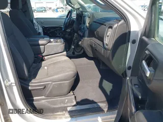 2020 Chevrolet Silverado 1500 LT with VIN 1GCUYDED4LZ240844, listed as a IAAI auction lot 41864044 with 128,665 mi miles and . Bid and sale history available at DreamBid. Image 5.