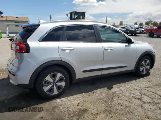 2017 Kia Niro EX with VIN KNDCC3LC6H5045759, listed as a Copart auction lot 51387955 with 70,532 mi miles and Salvage Title. Bid and sale history available at DreamBid. Image 3.
