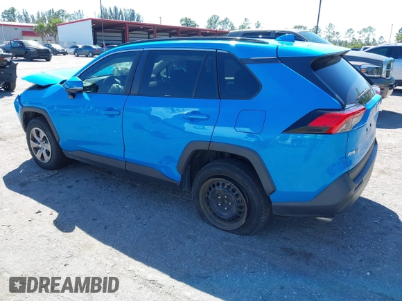 2019 Toyota RAV4 LE with VIN 2T3K1RFV6KW026338, listed as a IAAI auction lot 41763193 with 152,909 mi miles. Bid and sale history available at carsss.com. Image 3.