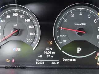 2016 BMW M3 z VIN WBS8M9C57GP966908, wystawiony jako IAAI lot #42318665 z przebiegiem 50 498 mil mil oraz . Historia ofert i sprzedaży dostępna na DreamBid. Obrazek 15.