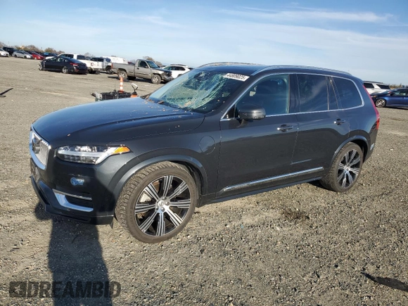 2021 Volvo XC90 Inscription Expression with VIN YV4BR0CL5M1702929, listed as a Copart auction lot 44809025 with 38,471 mi miles and Salvage Title. Bid and sale history available at carsss.com. Image 1.