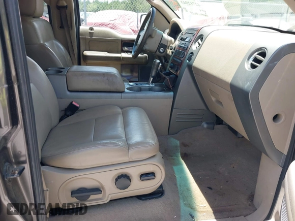 2006 Ford F-150 XLT with VIN 1FTPW12556FA21699, listed as a IAAI auction lot 42712943 with 334,241 mi miles and . Bid and sale history available at DreamBid. Image 5.