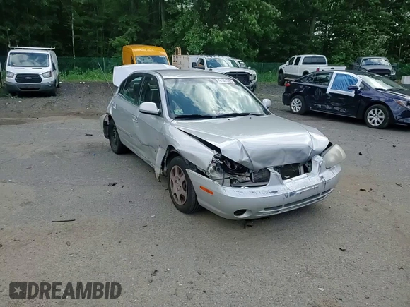 2001 Hyundai Elantra GLS with VIN KMHDN45D01U241519, listed as a Copart auction lot 61551095 with 201,343 mi miles and Salvage title. Bid and sale history available at DreamBid. Image 13.