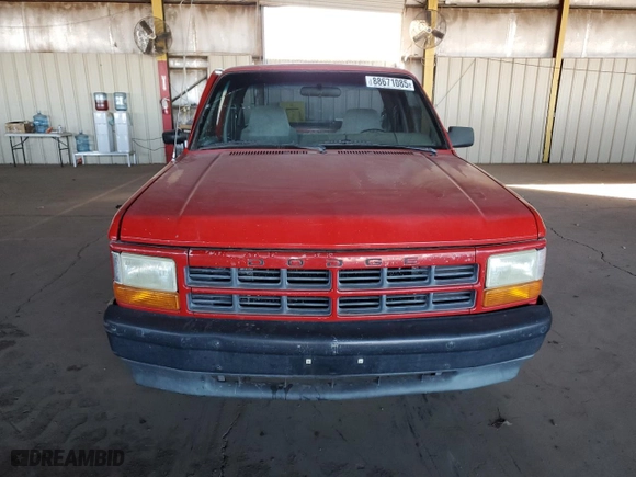 1995 Dodge Dakota with VIN 1B7GL23X0SW929034, listed as a Copart auction lot 88671085 with 166,944 mi miles and Salvage Title. Bid and sale history available at carsss.com. Image 5.
