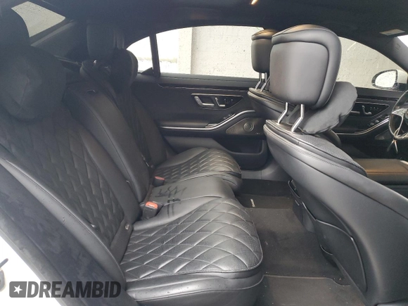 2022 Mercedes-Benz S 580 z VIN W1K6G7GB8NA106385, wystawiony jako Copart lot #52024595 z przebiegiem 75 696 mil mil oraz Szkoda całkowita • Salvage title. Historia ofert i sprzedaży dostępna na DreamBid. Obrazek 10.