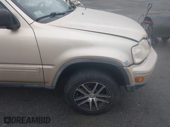 2001 Honda CR-V SE with VIN JHLRD18751C021075, listed as a IAAI auction lot 41691016 with 321,066 mi miles. Bid and sale history available at carsss.com. Image 17.
