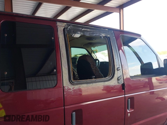 2007 Ford Econoline Passenger XL with VIN 1FBNE31L57DB42403, listed as a IAAI auction lot 41997050 with 217,651 mi miles and . Bid and sale history available at carsss.com. Image 6.