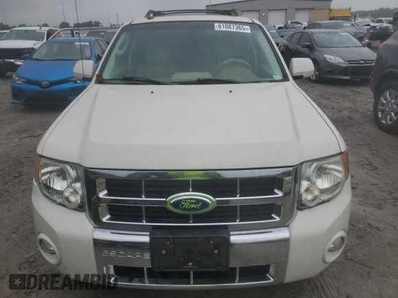 2012 Ford Escape Limited z VIN 1FMCU0E79CKA07119, wystawiony jako Copart lot #61087365 z przebiegiem 159 031 mil mil oraz Czysty tytuł • Clean title. Historia ofert i sprzedaży dostępna na DreamBid. Obrazek 5.