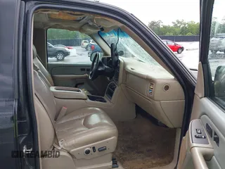 2006 GMC Sierra 1500 SLT with VIN 2GTEK13T561232618, listed as a IAAI auction lot 42086899 with 310,473 mi miles and . Bid and sale history available at carsss.com. Image 5.