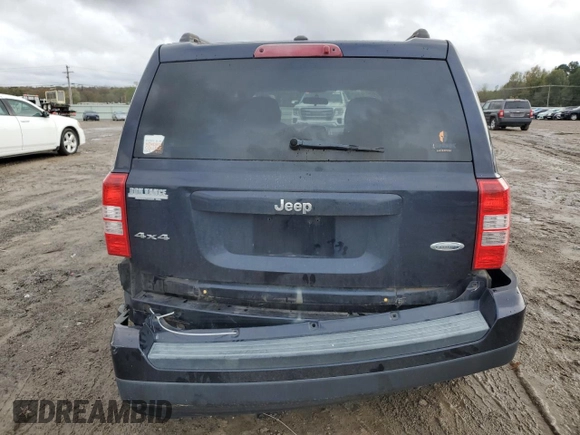 2011 Jeep Patriot Latitude with VIN 1J4NF1GB1BD177051, listed as a Copart auction lot 79282224 with 175,060 mi miles and Salvage Title. Bid and sale history available at DreamBid. Image 6.