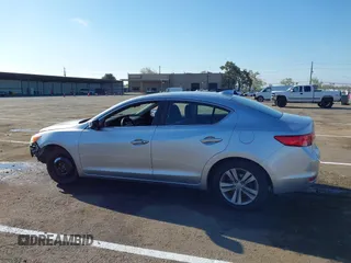 2013 Acura ILX with VIN 19VDE1F32DE014675, listed as a IAAI auction lot 41867371 with 177,361 mi miles. Bid and sale history available at carsss.com. Image 15.