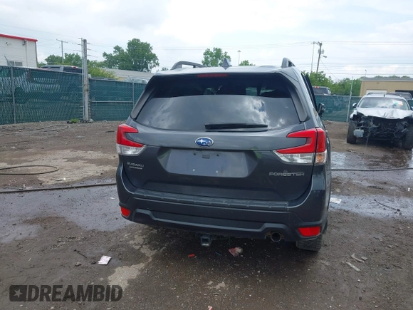 2020 Subaru Forester Limited with VIN JF2SKASC2LH525195, listed as a IAAI auction lot 42361746 with 100,299 mi miles and . Bid and sale history available at DreamBid. Image 17.