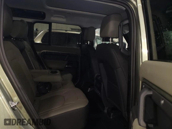2025 Land Rover Defender S с VIN SALEJ7EXXS2363343, выставлен на аукционе Copart как лот 47466005 с пробегом 118 миль миль и Списание • Salvage title. История ставок и продаж доступна на DreamBid. Изображение 10.