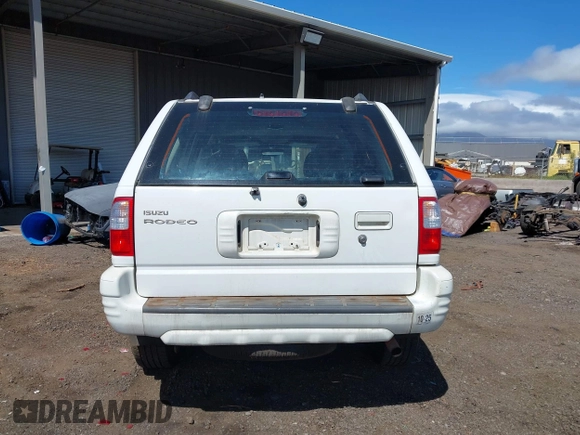 2000 Isuzu Rodeo S with VIN 4S2CK58W6Y4355597, listed as a IAAI auction lot 41775764 with 122,776 mi miles. Bid and sale history available at carsss.com. Image 16.