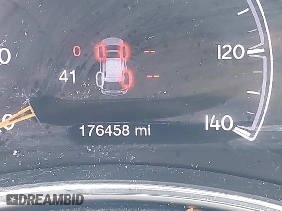 2017 Jeep Grand Cherokee Altitude with VIN 1C4RJEAG2HC618718, listed as a IAAI auction lot 42232984 with 176,458 mi miles and . Bid and sale history available at DreamBid. Image 15.