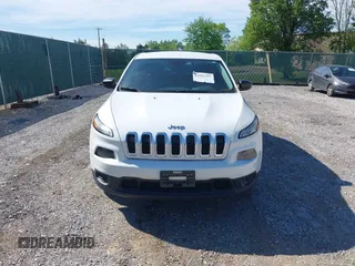2016 Jeep Cherokee Altitude with VIN 1C4PJLAB0GW272536, listed as a IAAI auction lot 42092391 with 183,089 mi miles and . Bid and sale history available at DreamBid. Image 12.