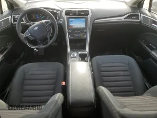 2017 Ford Fusion SE z VIN 3FA6P0H73HR294017, wystawiony jako Copart lot #50665935 z przebiegiem 62 426 mil mil oraz Czysty tytuł • Clean title. Historia ofert i sprzedaży dostępna na DreamBid. Obrazek 8.
