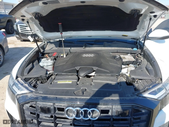 2019 Audi Q8 Premium Plus with VIN WA1EVAF10KD004259, listed as a IAAI auction lot 41670897 with 73,265 mi miles. Bid and sale history available at carsss.com. Image 10.