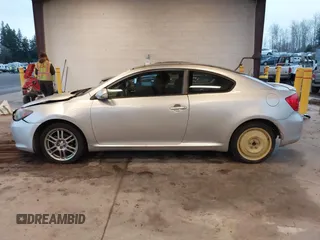 2007 Scion tC Spec z VIN JTKDE177170147264, wystawiony jako IAAI lot #41140867 z przebiegiem 109 318 mil mil oraz . Historia ofert i sprzedaży dostępna na DreamBid. Obrazek 15.