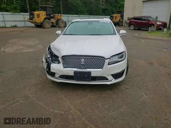 2019 Lincoln MKZ Hybrid Reserve II with VIN 3LN6L5MU8KR620816, listed as a Copart auction lot 58472075 with 38,421 mi miles and Salvage title. Bid and sale history available at DreamBid. Image 13.
