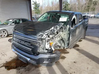 2015 GMC Canyon 2WD SLE with VIN 1GTG5BE37F1265497, listed as a IAAI auction lot 41507236 with 101,385 mi miles. Bid and sale history available at carsss.com. Image 18.