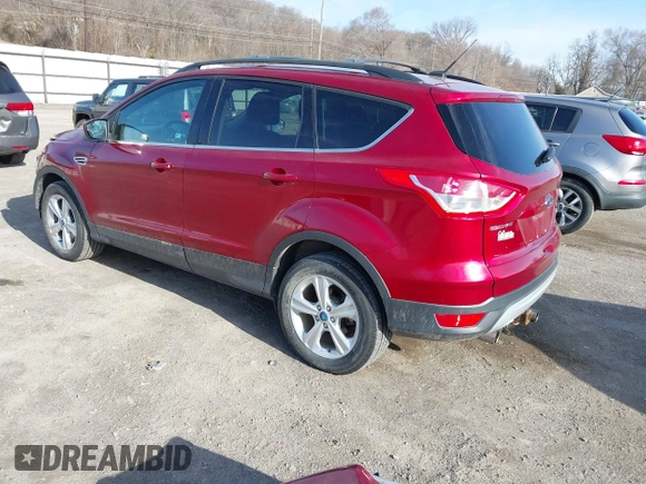 2013 Ford Escape SE z VIN 1FMCU9GXXDUC32561, wystawiony jako IAAI lot #41797455 z przebiegiem 134 934 mil mil oraz . Historia ofert i sprzedaży dostępna na DreamBid. Obrazek 3.
