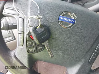 2003 Volvo V70 XC70 with VIN YV1SZ59H031113721, listed as a IAAI auction lot 39819433 with 274,793 mi miles and . Bid and sale history available at DreamBid. Image 11.