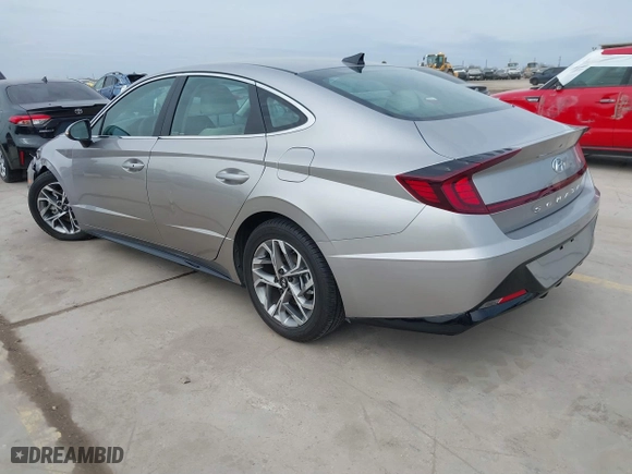 2021 Hyundai Sonata SEL with VIN KMHL64JA6MA146585, listed as a IAAI auction lot 41680181 with 34,119 mi miles. Bid and sale history available at carsss.com. Image 3.