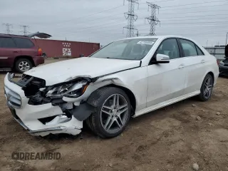 2015 Mercedes-Benz E-Class E 350 Luxury with VIN WDDHF8JB5FB091396, listed as a Copart auction lot 42704065 with 35,180 mi miles and Salvage Title. Bid and sale history available at carsss.com. Image 1.