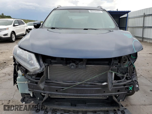 2015 Nissan Rogue SV z VIN KNMAT2MV5FP587180, wystawiony jako Copart lot #60334455 z przebiegiem 64 267 mil mil oraz Szkoda całkowita • Salvage title. Historia ofert i sprzedaży dostępna na DreamBid. Obrazek 5.