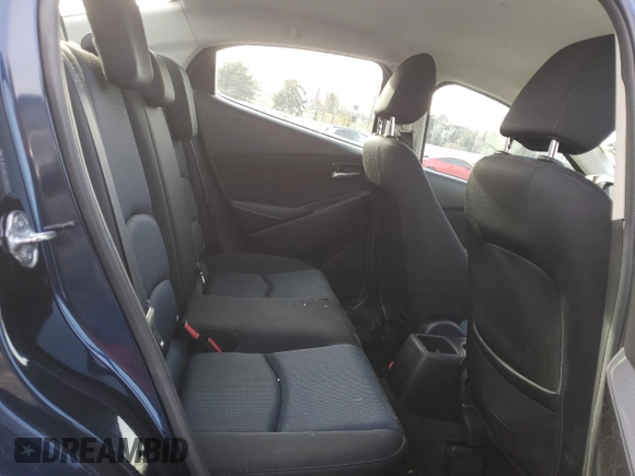 2016 Scion iA z VIN 3MYDLBZV8GY109570, wystawiony jako Copart lot #43939715 z przebiegiem 11 608 mil mil oraz Szkody całkowita. Historia ofert i sprzedaży dostępna na DreamBid. Obrazek 10.