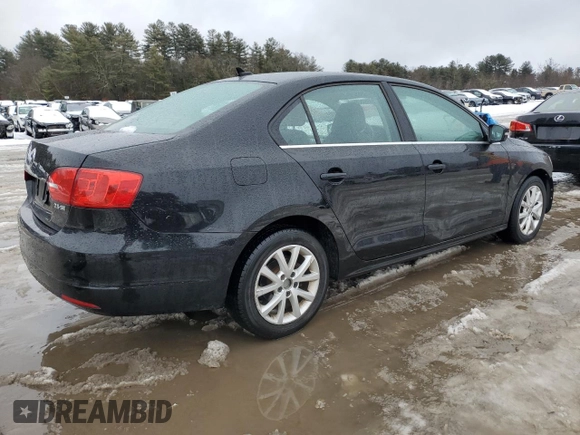 2013 Volkswagen Jetta SE with VIN 3VWDP7AJ4DM364564, listed as a Copart auction lot 44992455 with 81,203 mi miles and Salvage title. Bid and sale history available at DreamBid. Image 3.