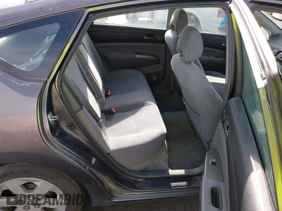 2006 Toyota Prius with VIN JTDKB20UX63198269, listed as a IAAI auction lot 42035926 with Not Provided miles. Bid and sale history available at carsss.com. Image 8.