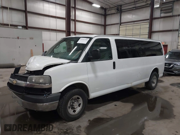 2014 Chevrolet Express Passenger LT with VIN 1GAZG1FG9E1127529, listed as a IAAI auction lot 42151349 with 192,333 mi miles and . Bid and sale history available at DreamBid. Image 20.