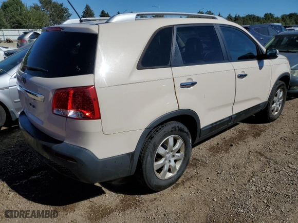 2011 Kia Sorento LX with VIN 5XYKT4A17BG116355, listed as a Copart auction lot 73538344 with 140,989 mi miles and Salvage Title. Bid and sale history available at carsss.com. Image 3.
