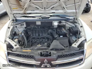 2008 Mitsubishi Endeavor XLS with VIN 4A4MM31SX8E039855, listed as a Copart auction lot 77551074 with 132,386 mi miles and Salvage Title. Bid and sale history available at carsss.com. Image 12.