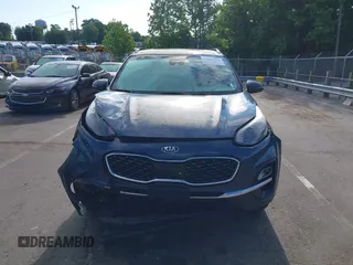 2021 Kia Sportage EX z VIN KNDPNCAC4M7897590, wystawiony jako IAAI lot #42183678 z przebiegiem 110 657 mil mil oraz . Historia ofert i sprzedaży dostępna na DreamBid. Obrazek 12.