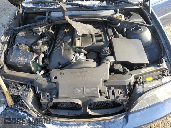 2005 BMW 3 Series 325Ci with VIN WBABW33485PL36210, listed as a Copart auction lot 86103064 with 115,715 mi miles and Salvage Title. Bid and sale history available at carsss.com. Image 12.