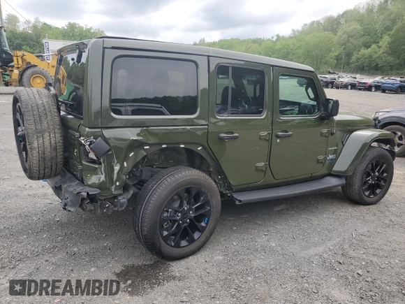 2023 Jeep Wrangler Sahara z VIN 1C4JJXP62PW553101, wystawiony jako Copart lot #56935165 z przebiegiem 28 157 mil mil oraz Szkoda całkowita • Salvage title. Historia ofert i sprzedaży dostępna na DreamBid. Obrazek 3.