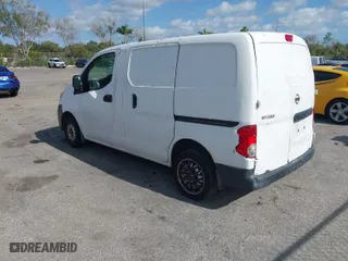 2015 Nissan NV200 SV with VIN 3N6CM0KN3FK711426, listed as a IAAI auction lot 41228839 with 149,546 mi miles. Bid and sale history available at carsss.com. Image 3.