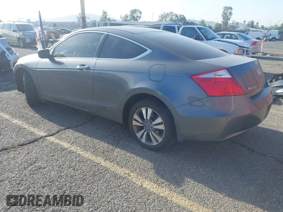 2009 Honda Accord EX z VIN 1HGCS12759A018803, wystawiony jako IAAI lot #41975016 z przebiegiem 107 013 mil mil oraz . Historia ofert i sprzedaży dostępna na DreamBid. Obrazek 3.