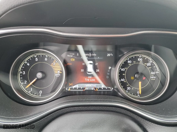 2019 Jeep Cherokee Trailhawk with VIN 1C4PJMBX0KD329077, listed as a Copart auction lot 88399415 with 69,083 mi miles and Salvage Title. Bid and sale history available at carsss.com. Image 9.