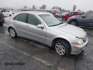 2005 Mercedes-Benz C 240 with VIN WDBRF61J05A689425, listed as a IAAI auction lot 41733837 with 103,304 mi miles and . Bid and sale history available at DreamBid. Image 1.
